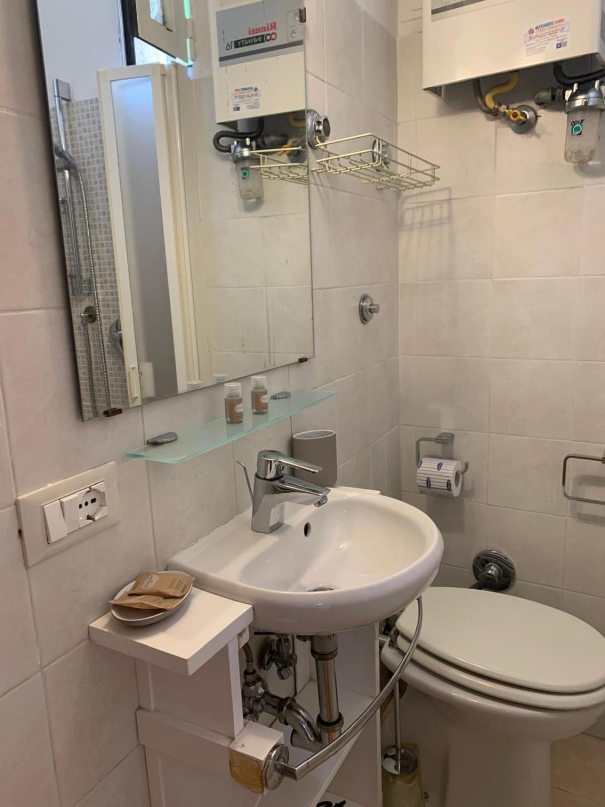 Domus Chiavari House Roma Ngoại thất bức ảnh